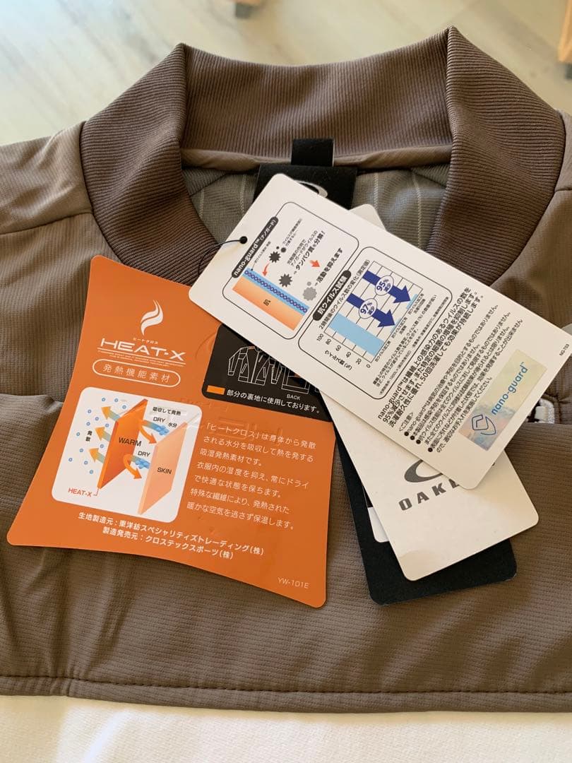 【値下げ！】Oakley HEAT-X ジャケット ブラウン/ホワイト即購入OK