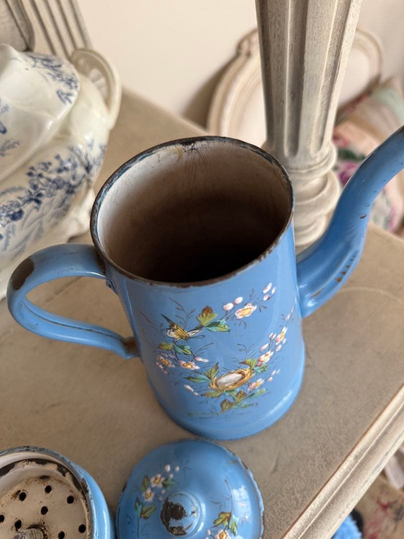 フランスアンティークエトワール社レア！小鳥と小鳥の巣ハンドペイントホーローポット