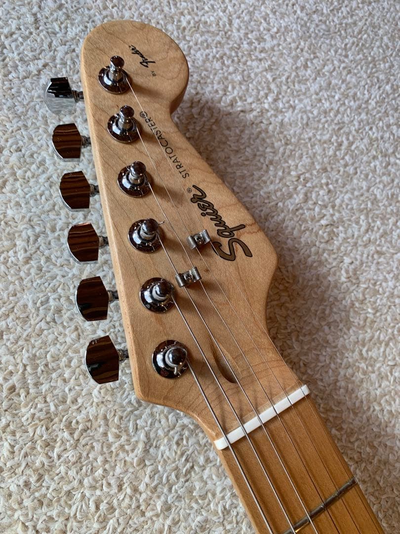 Squierスクワイヤー　ストラト