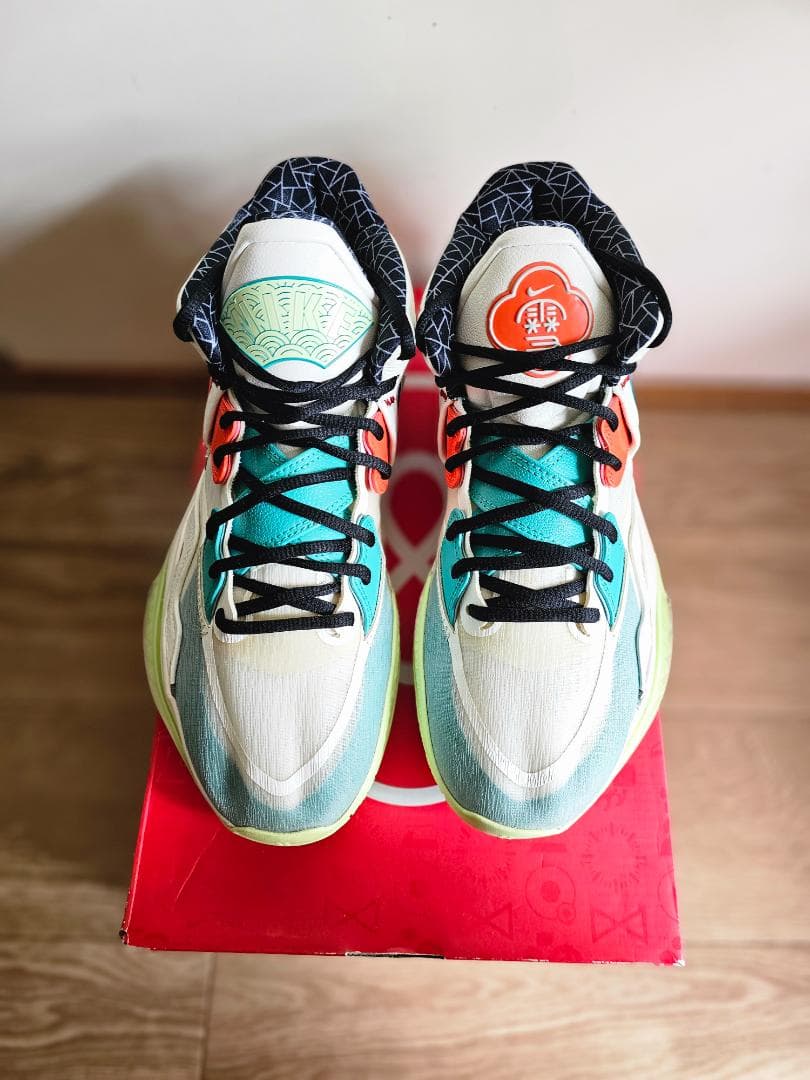 シューズ(男性用) Nike Kyrie 8 \