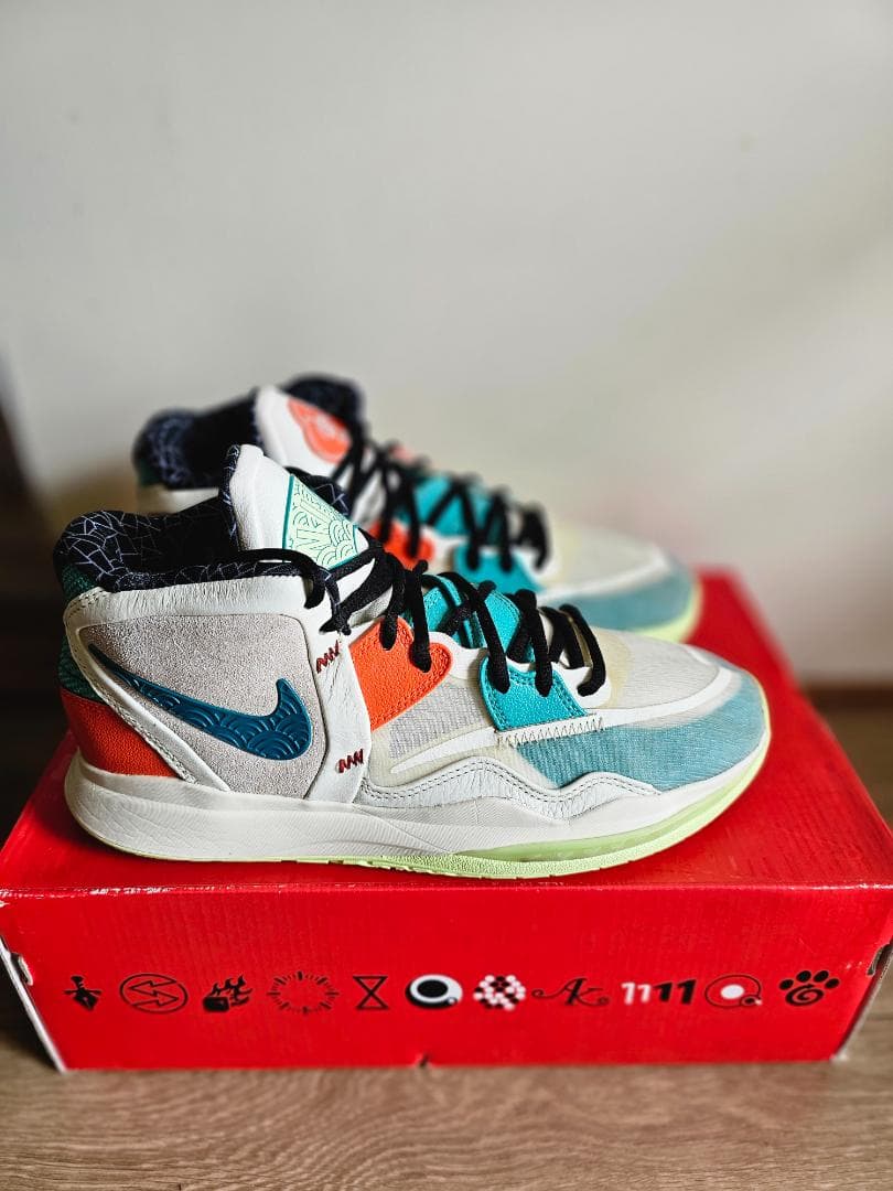 シューズ(男性用) Nike Kyrie 8 \"CNY\" Basketball Shoes