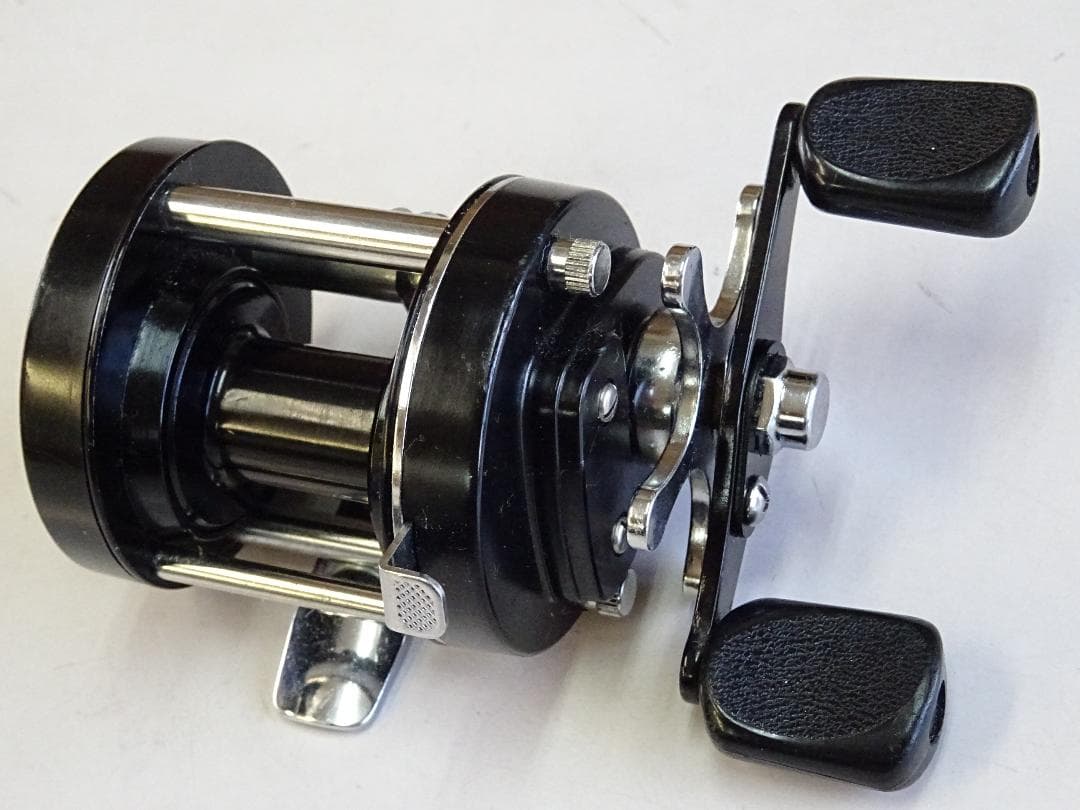 ダイワ　ミリオネア　MINI　MM-2000