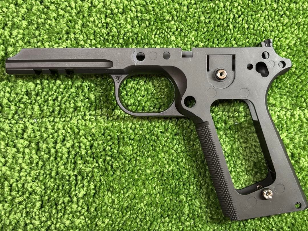 サイドアームズ　タニオ・コバレールドフレーム　フロントチェッカータイプ