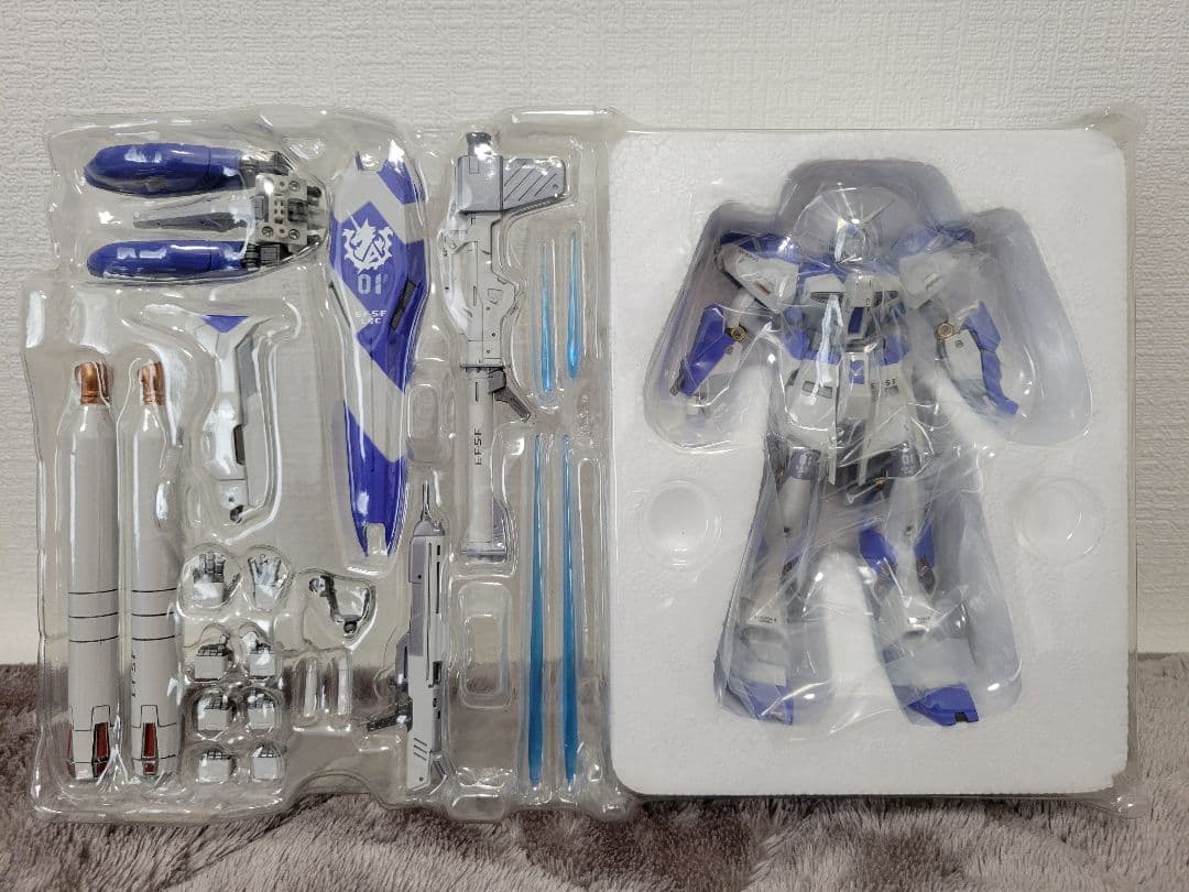 L ROBOT魂 RX-93-ν2 Hi-νガンダム