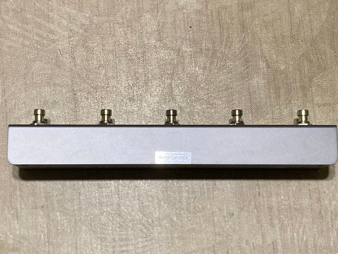 Darkglass Infinity と MIDIfootswitch のセット