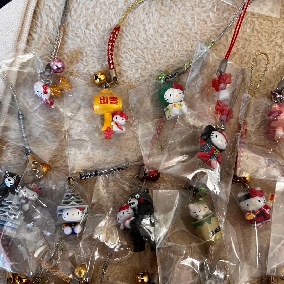 ハローキティ　ご当地キティ　根付けストラップ　60点　まとめ売り