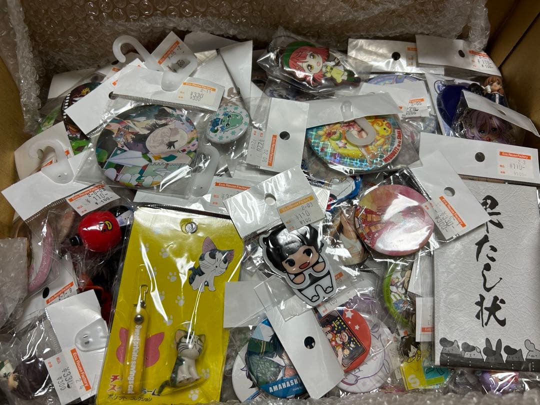 ノンジャンルグッズ　500点以上＋紙類40点　大量　まとめ売り　乙女系　ゲーム等