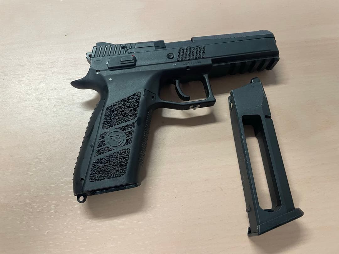 carbon8 カーボネイト　cz p09