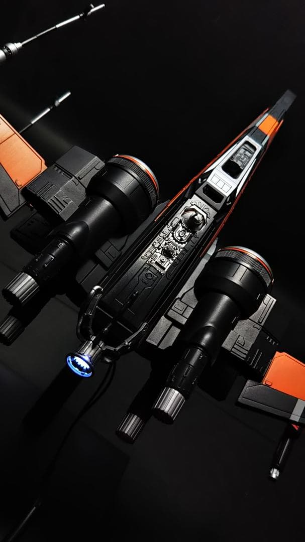 電飾改修　完成品　ブースティッド　Xウイング　1/72 塗装済　BANDAI