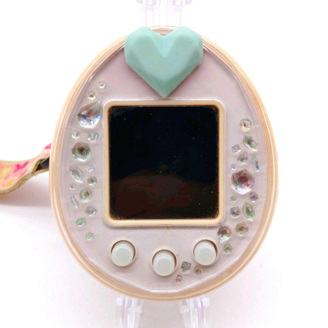 動作品 たまごっちピース たまデコピアス付き