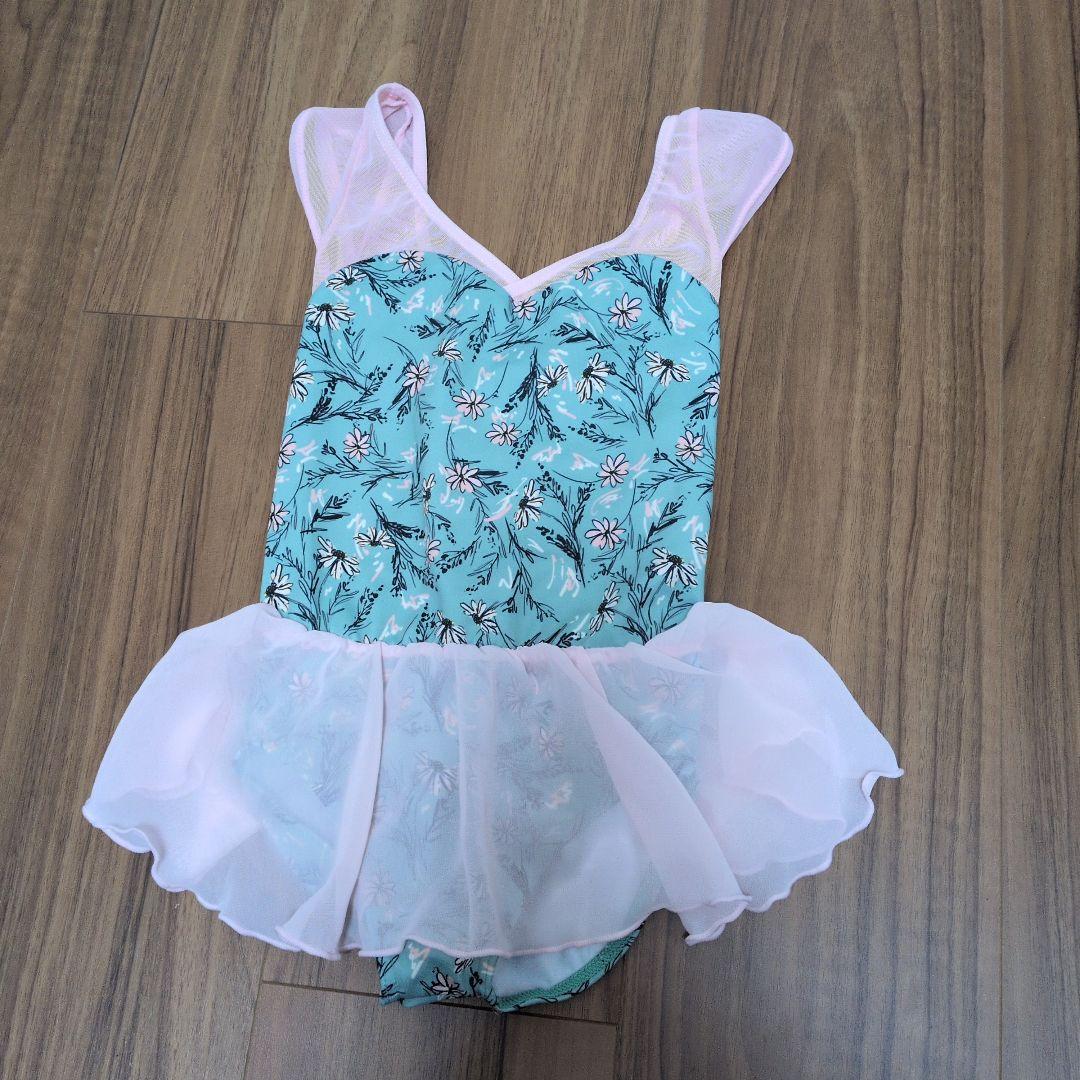 レア　極美品　stina kids P エメラルドグリーン 花 レオタード