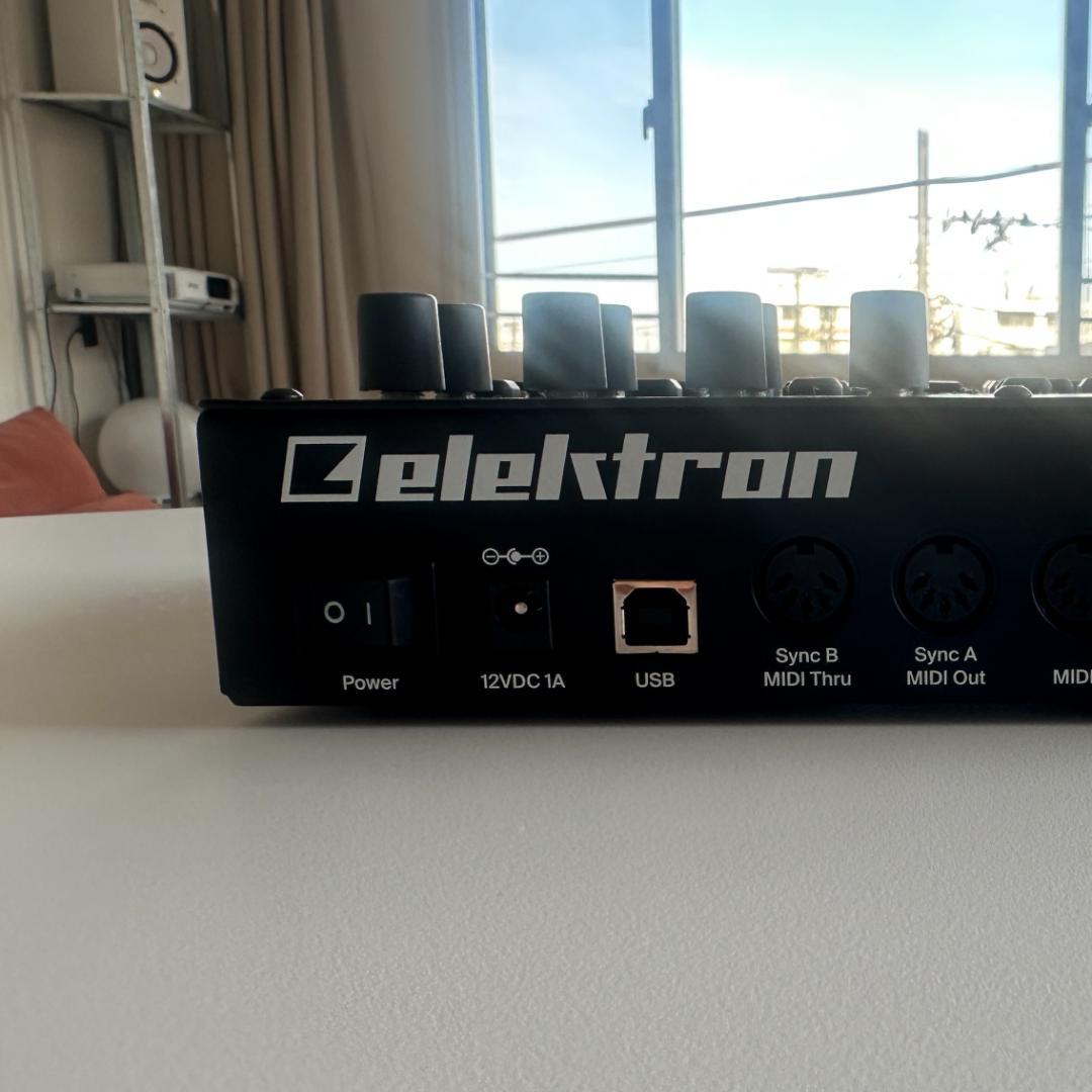 鍵盤楽器 Elektron Digitone