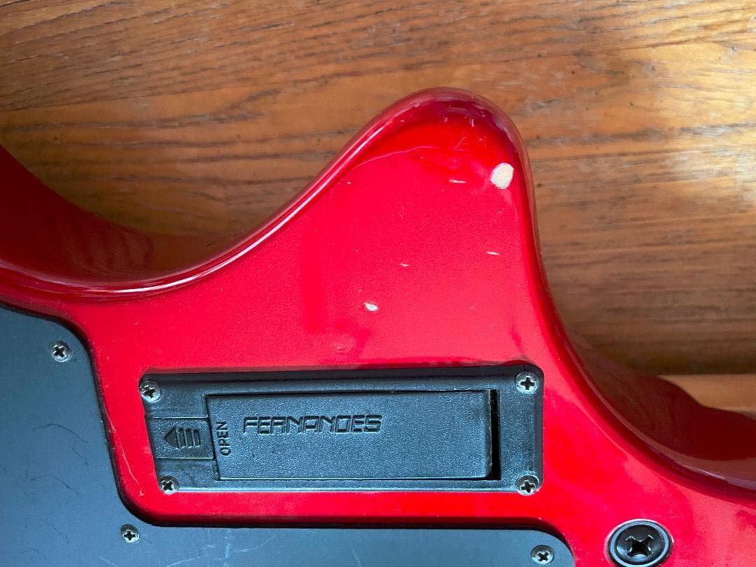 e*i様 訳アリ品　フェルナンデス　ZO-3　芸達者　メタリックレッド　トーン追