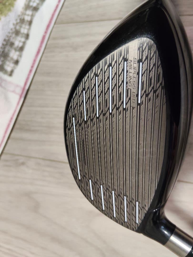 ブリジストン　B3MAX ドライバー　10.5° ベッド、ヘッドカバー付き