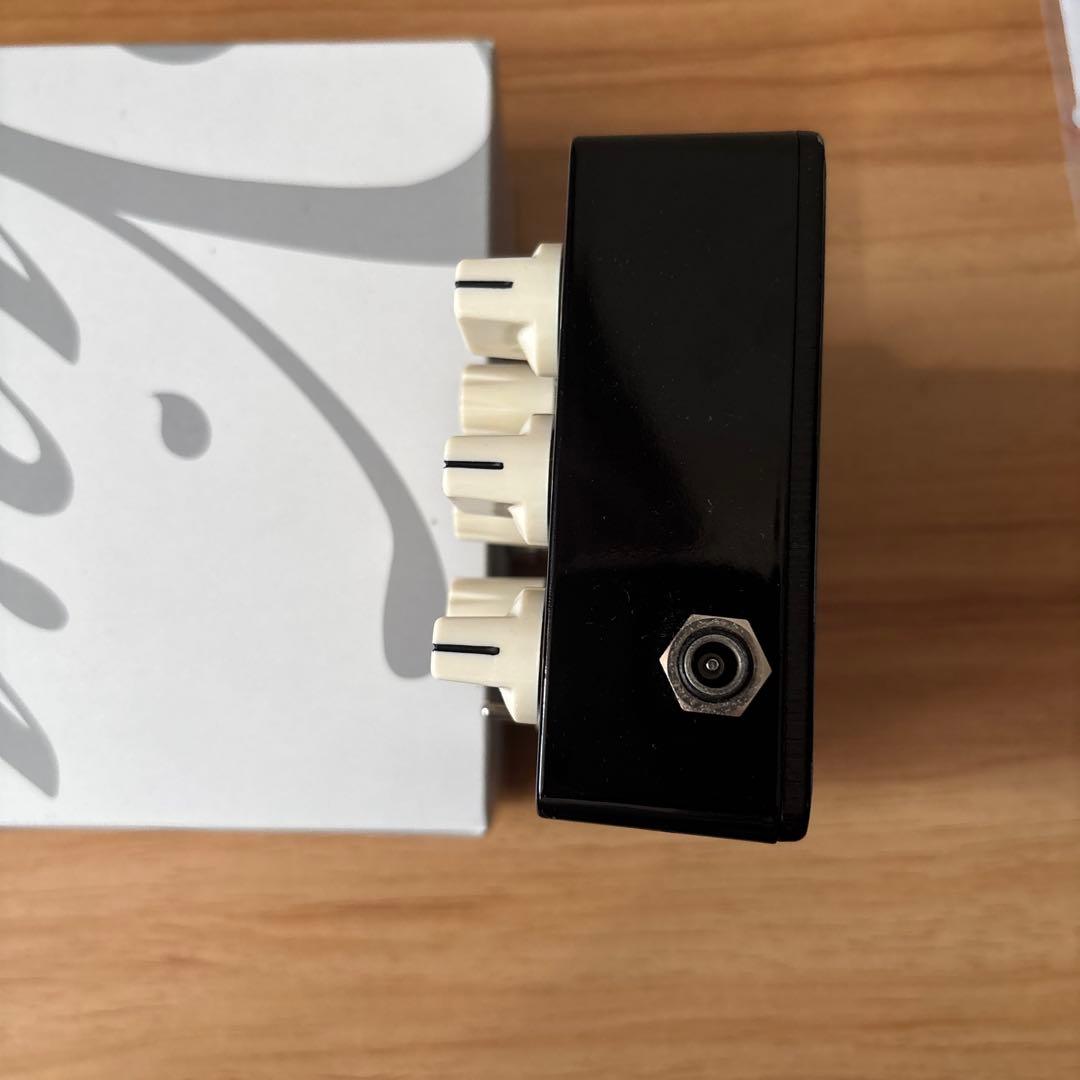 vivie Rhinotes ベースエフェクター箱あり