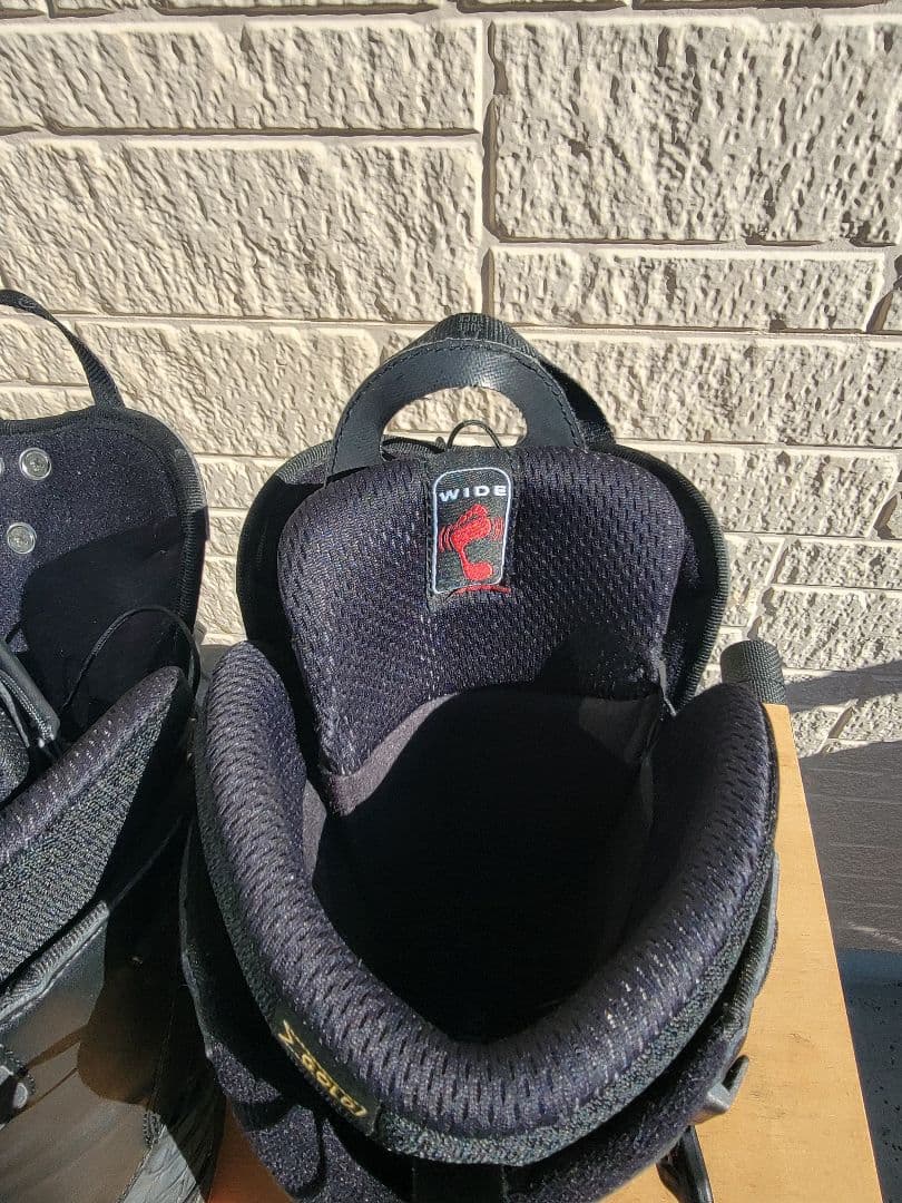 サロモン　SALOMON　DIALOGUE WIDE JP 25.5cm