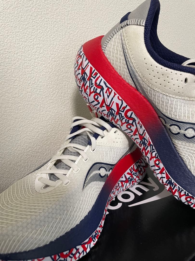 【saucony】 KINVARA PRO 26.5cm