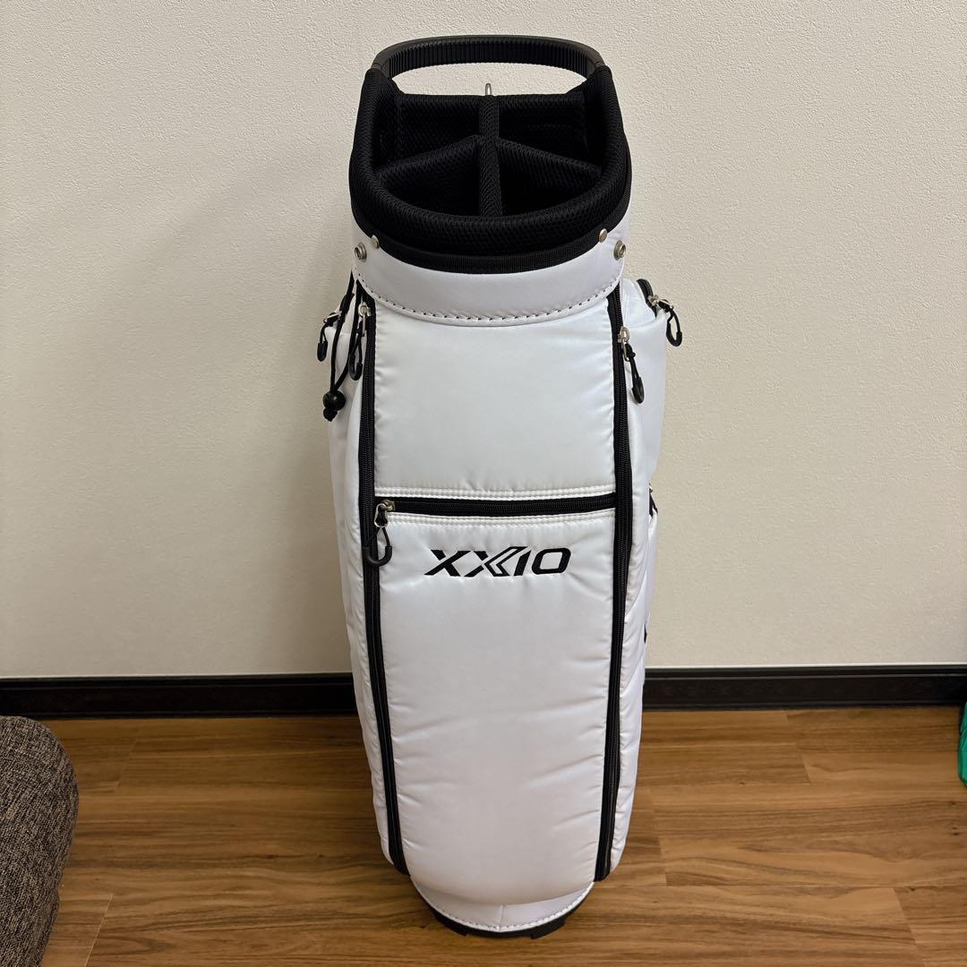 新品未使用　タグ付き　XXIO キャディバッグ ホワイト