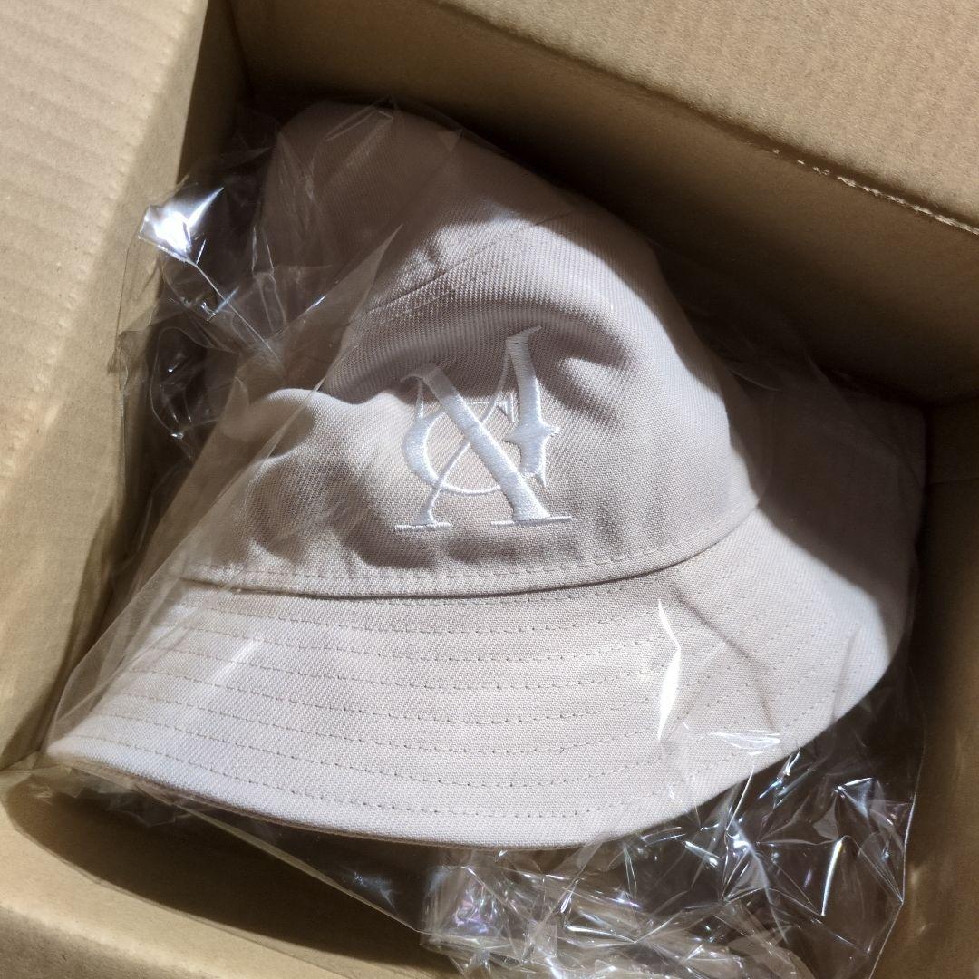 Mrs.GREEN APPLE NEW ERA バケハ　ベージュ