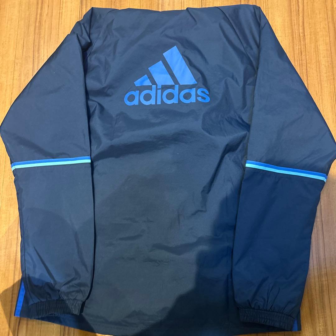 リコーブラックラムズ　パーカー