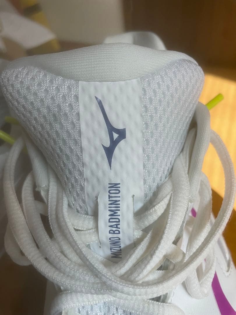 ミズノ　waveclaw 2 試着のみ