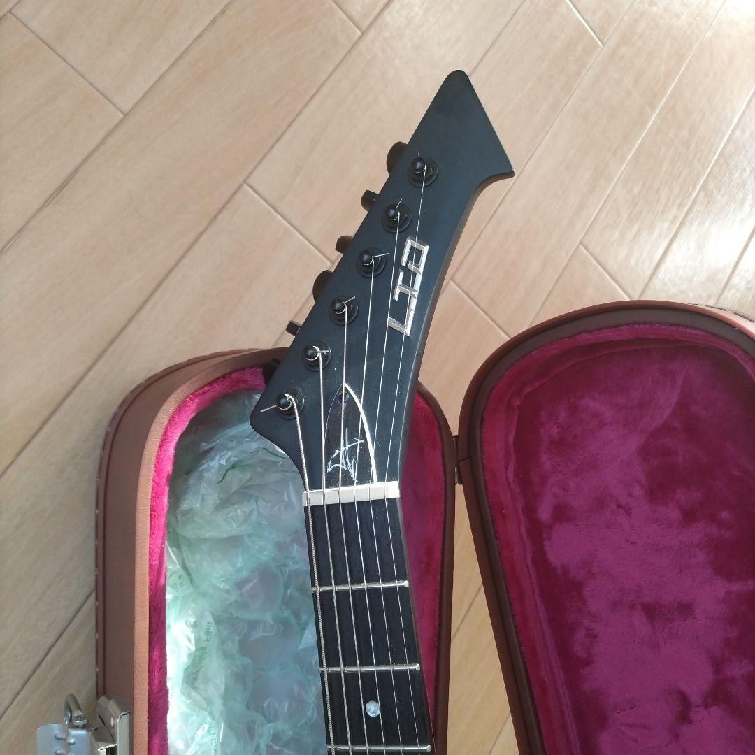 LTD エクスプローラータイプ エレキギター マットブラック メタリカ