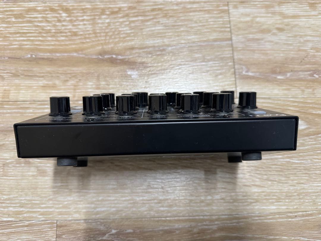 鍵盤楽器 Moog MINITAUR