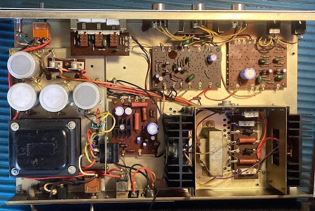 Ace Tone BASS-6 Bass Amp（100/117/230V）