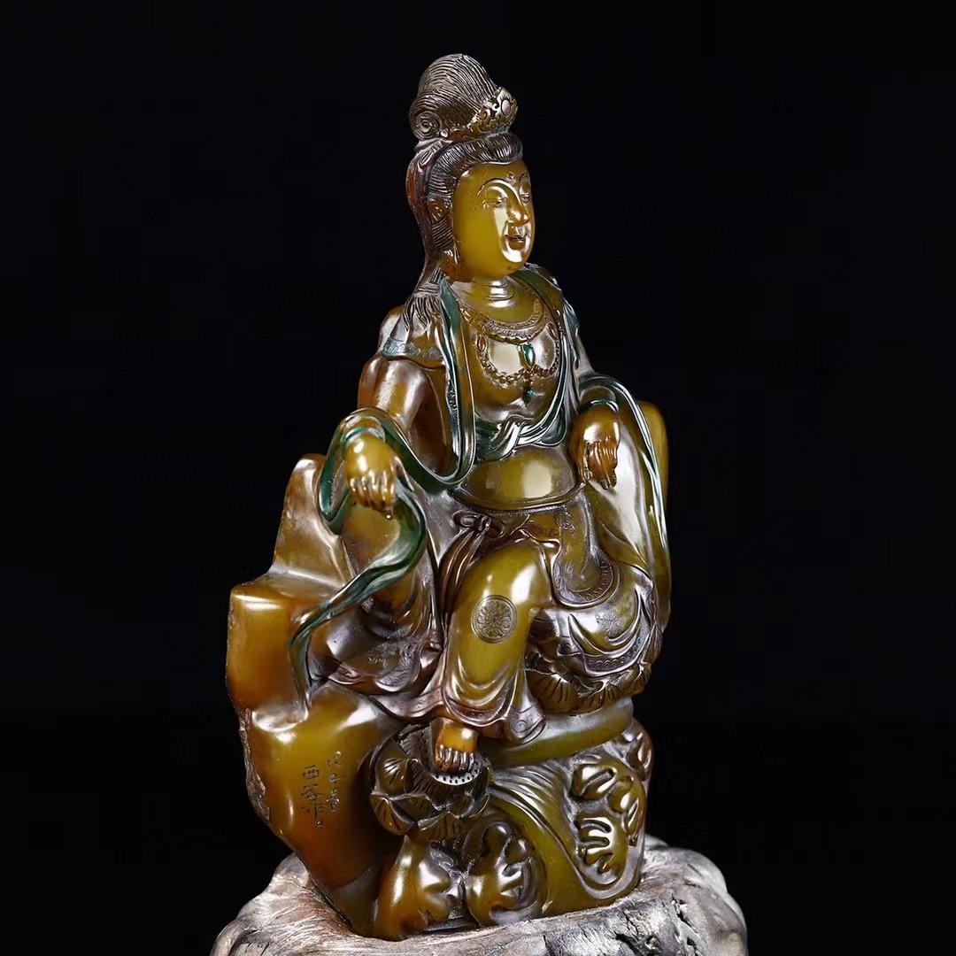中国古美術・旧蔵寿山石田黄【観音赐福】像飾り・観音仏像 ・箱付・手彫り・聚財置物