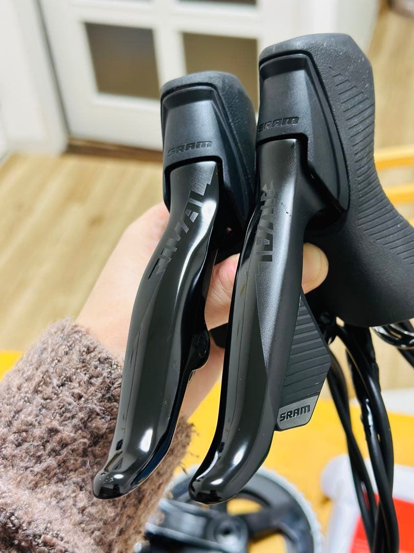 SRAM Rival eTap AXS フルセット