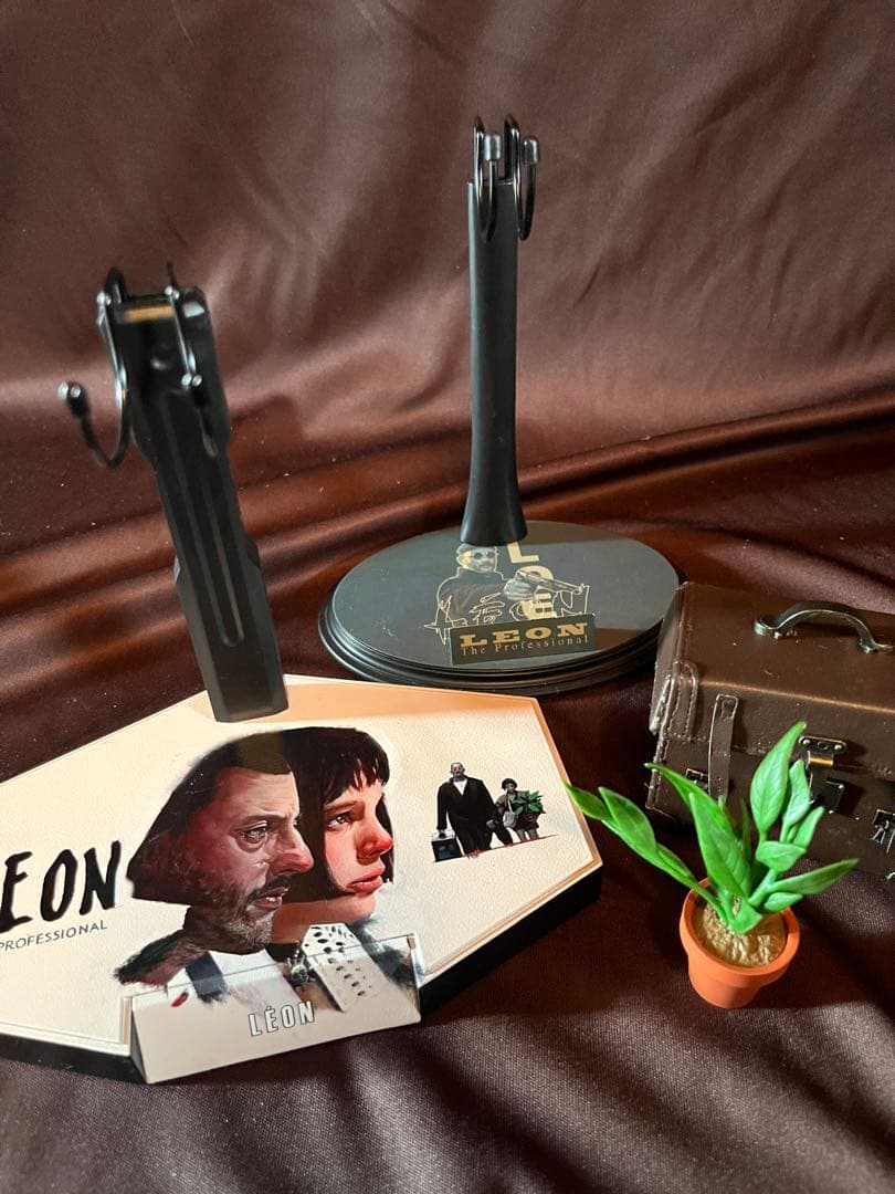 ARTOYS　1/6　Leon/ レオン　ジャン・レノ　フィギュア