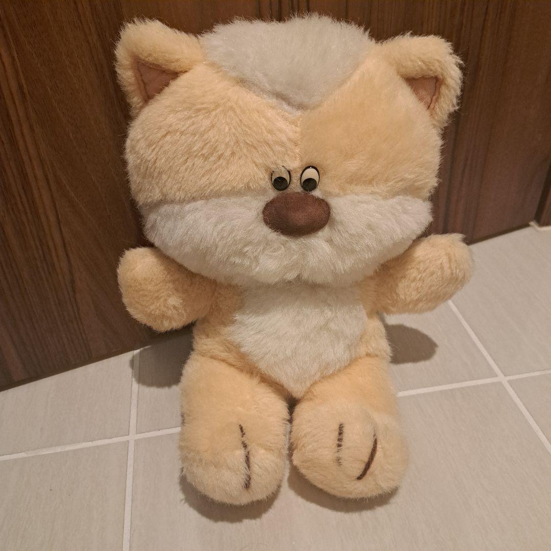 昭和レトロな猫のぬいぐるみ クリーム色 ヴィンテージ　ビンテージ　アンティーク
