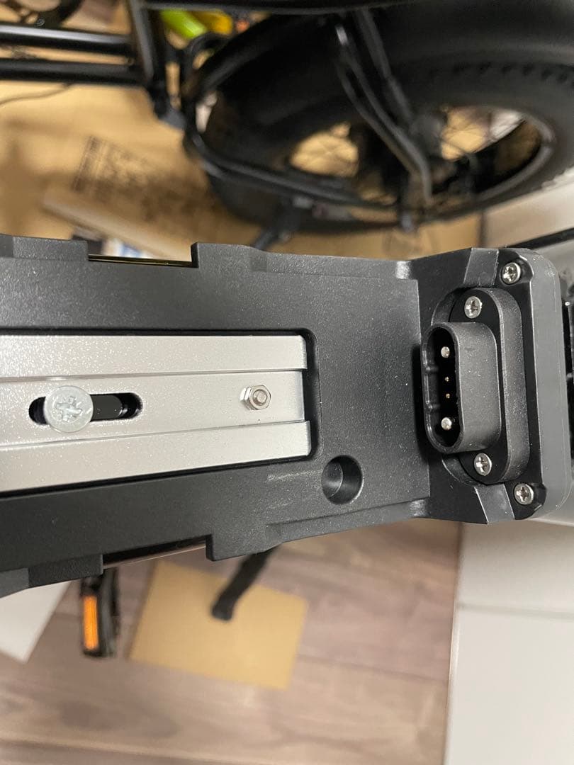 タンク型バッテリー電動自転車super73系①