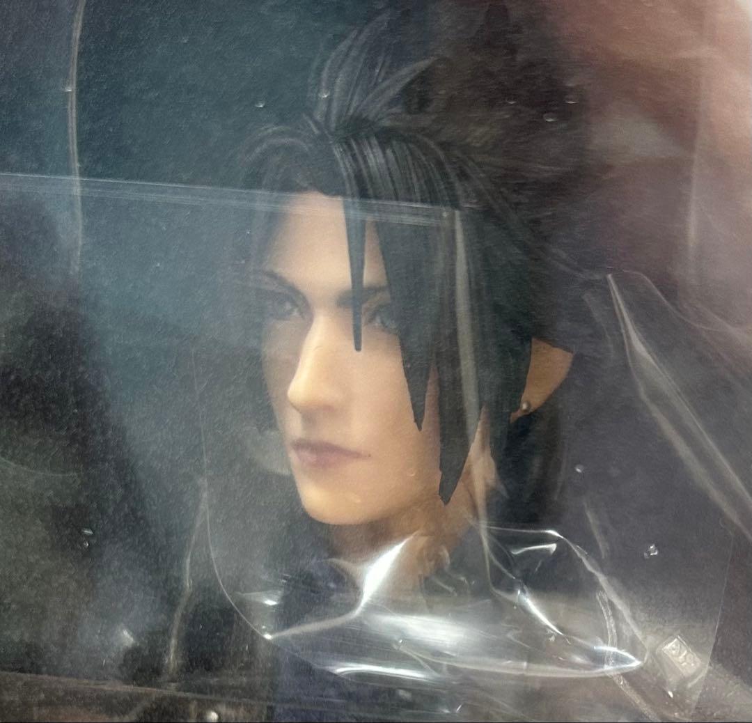 FF7 クライシスコア リユニオン PLAY ARTS改 ザックス フィギュア