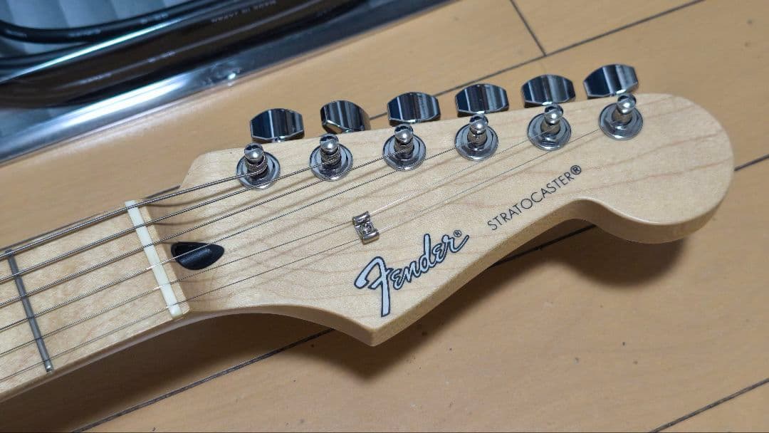 Fender japan ST-STD ストラトキャスター ケース他付属品付き