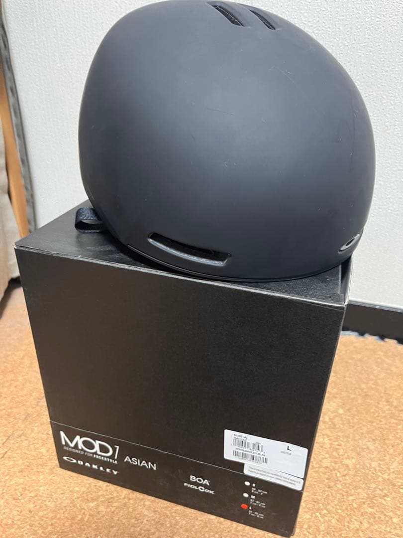 OAKLEY MOD1 ASIAN ヘルメット Lサイズ