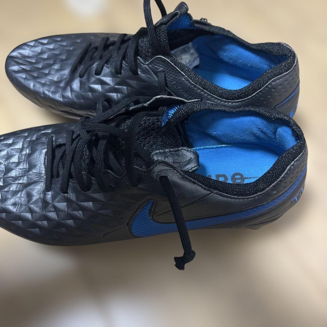 Nike Tiempo サッカーシューズ ブラック/ブルー