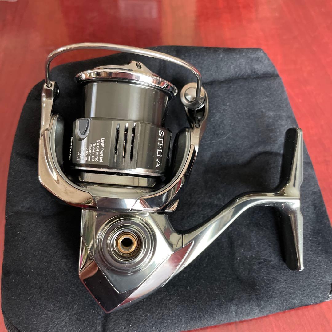 実釣未使用　22ステラ　 C2000S シマノ