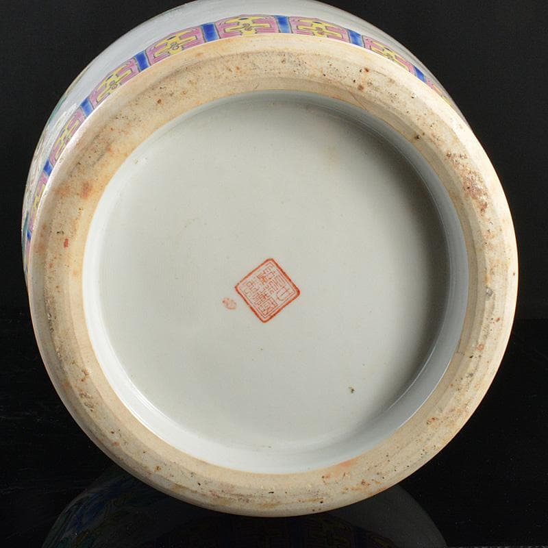 中国　中国景徳鎮製　粉彩　漢詩孔雀牡丹文瓶　D　R5521C