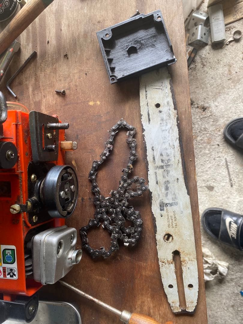 タナカエンジンチェンソー