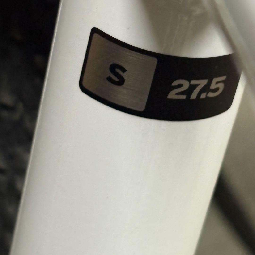 ジャイアント 2022年モデル？　　S atx 自転車