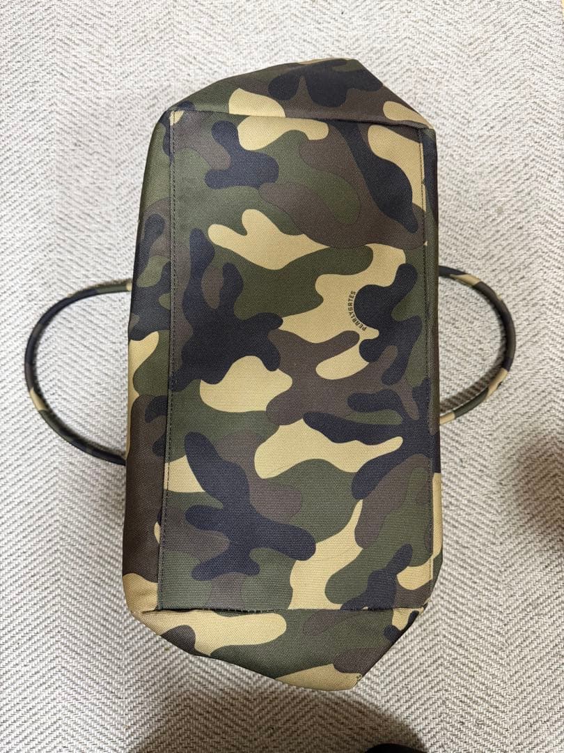 希少　完全完売品　パーリーゲイツ　迷彩　カモフラ　ロッカーバッグ　ボストン