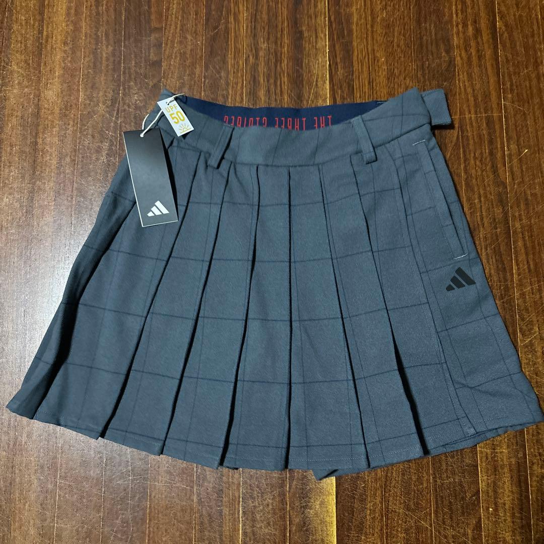 新品 ゴルフウェア アディダス チェックスカート ビックロゴフーディー パーカー