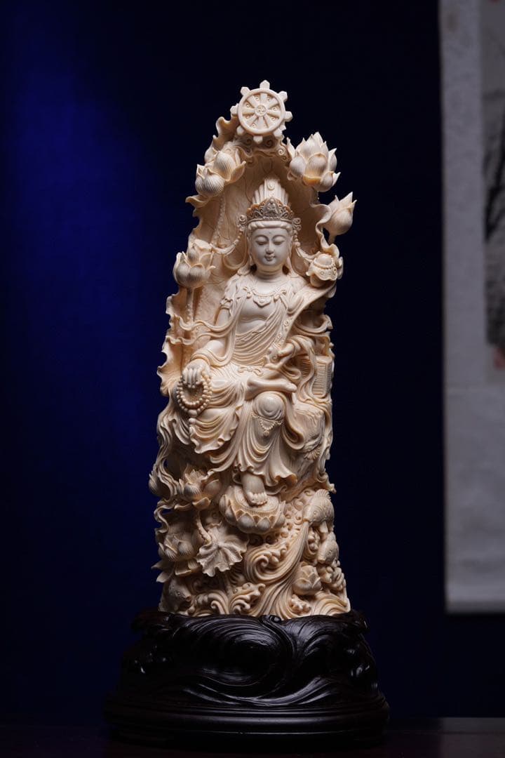 天然マンモス牙美しい手作り彫刻如意観音 置物