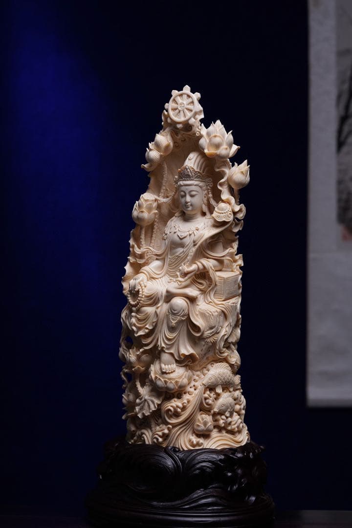 天然マンモス牙美しい手作り彫刻如意観音 置物