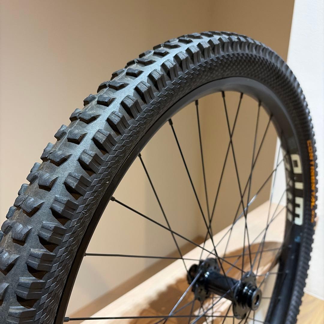 WTB27.5インチホイール Continental DERKAISERセット