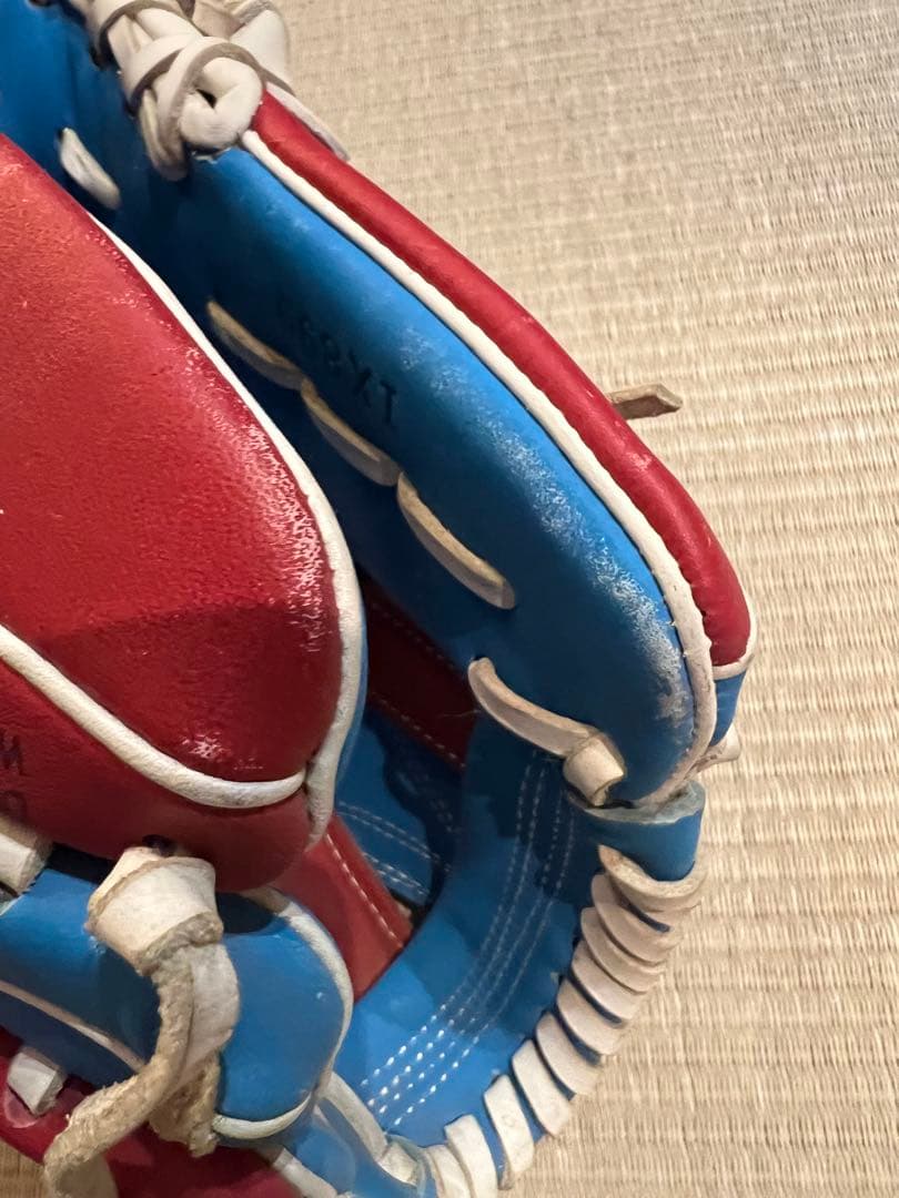 adidas一般軟式グローブ　右投げ用