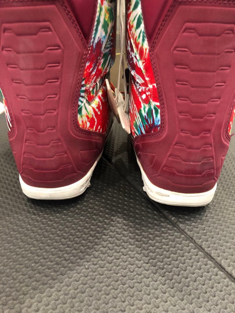 スノーボード　ブーツ　thirty two レディース