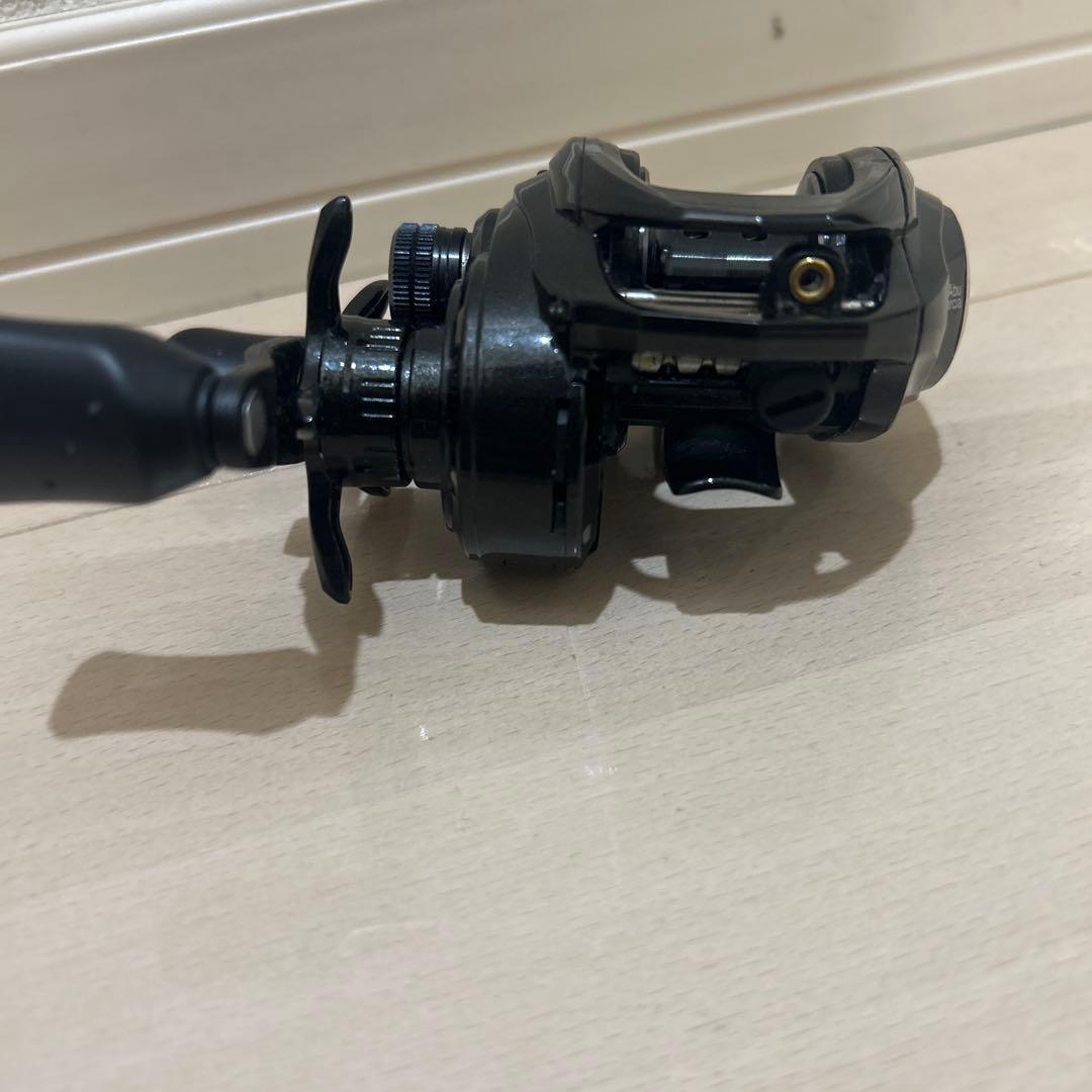 アブガルシア　ROXANI7-L ロキサーニ リール