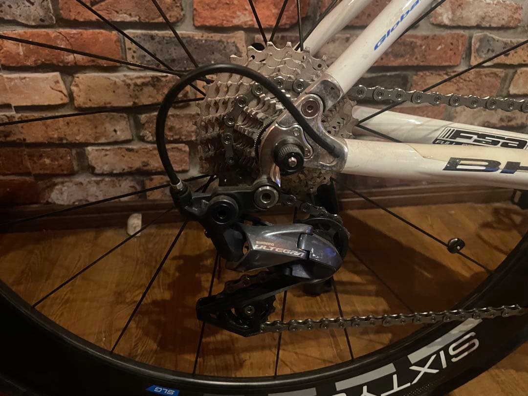 BH G4 カーボン レイノルズカーボンホイール アルテグラR8000グループ組